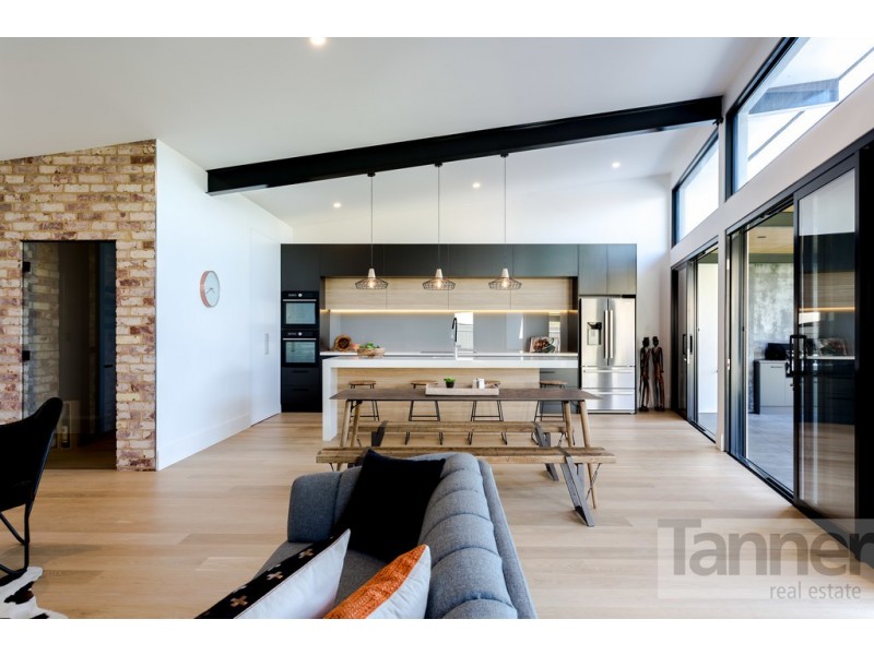 60 Aver Avenue, Daw Park SA 5041