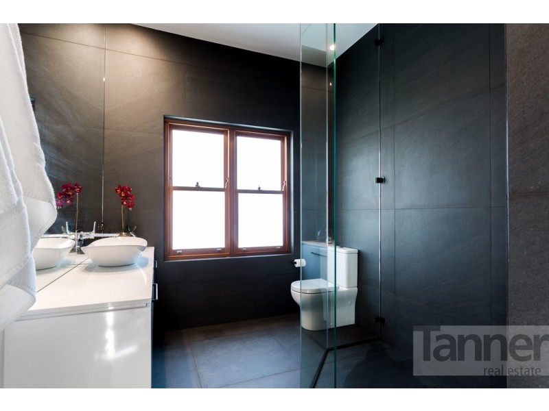 60 Aver Avenue, Daw Park SA 5041