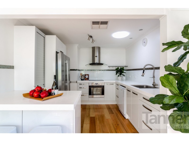 3 Canada Court, North Haven SA 5018