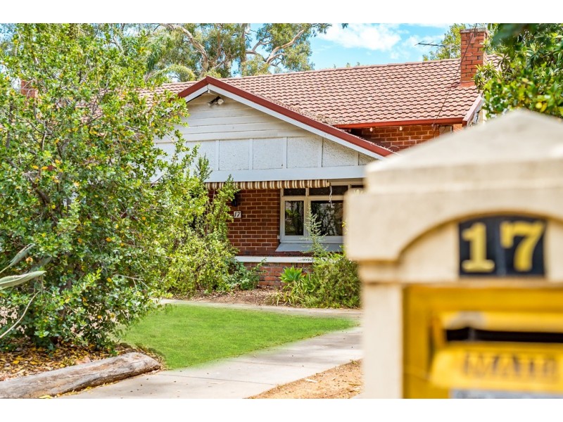 17 Ellesmere Street, Kensington Park SA 5068