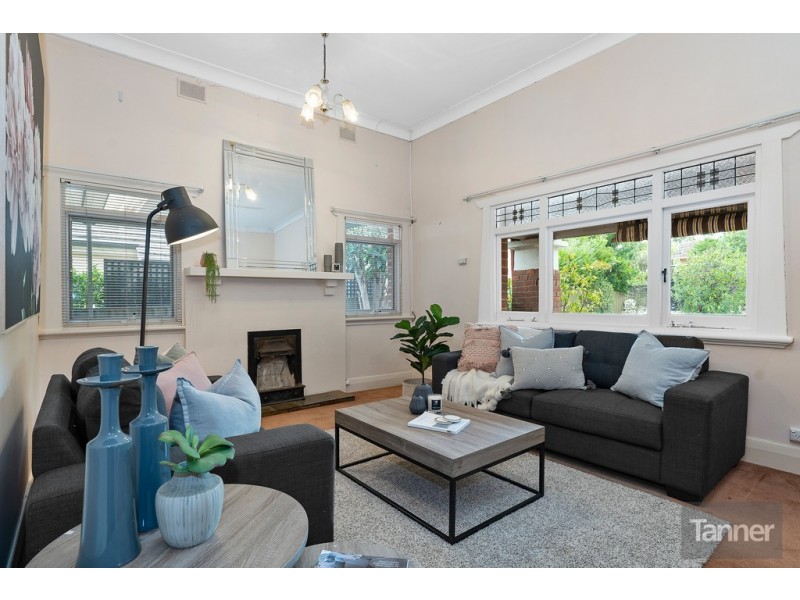 17 Ellesmere Street, Kensington Park SA 5068