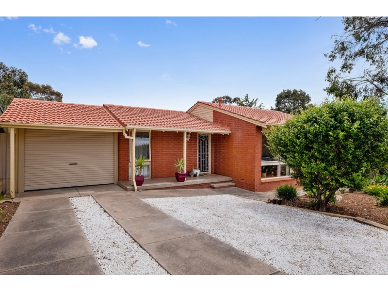 16 Pennant Street, Aberfoyle Park SA 5159