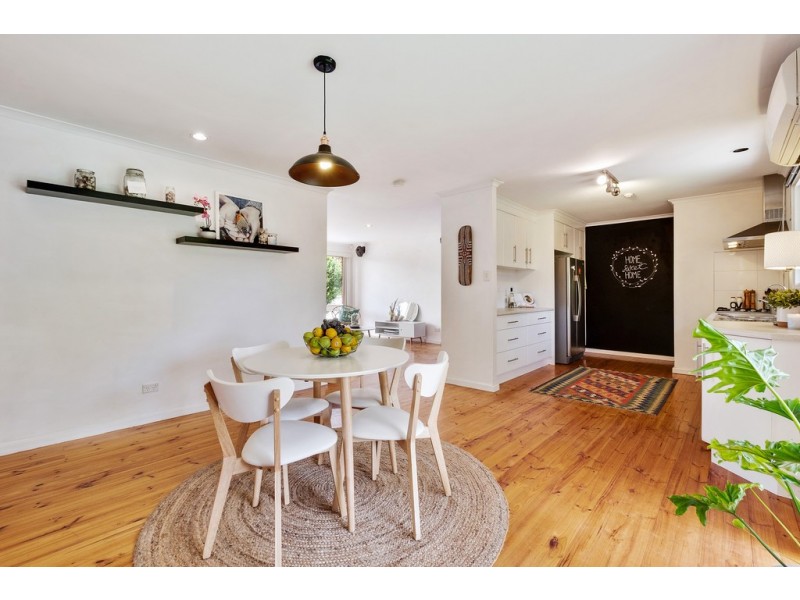 16 Pennant Street, Aberfoyle Park SA 5159