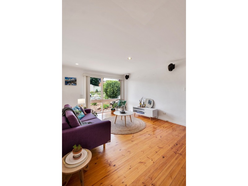 16 Pennant Street, Aberfoyle Park SA 5159