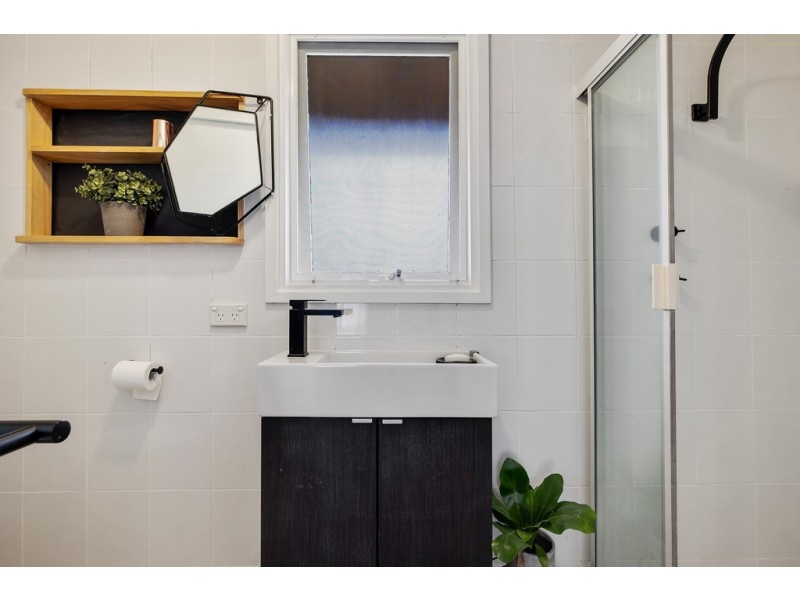 16 Pennant Street, Aberfoyle Park SA 5159