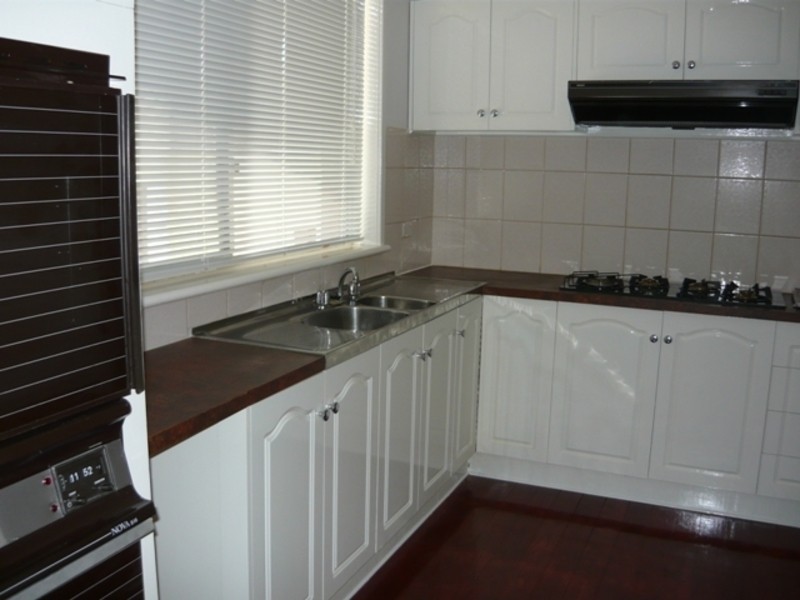 10 Beaconsfield Road, Eden Hills SA 5050