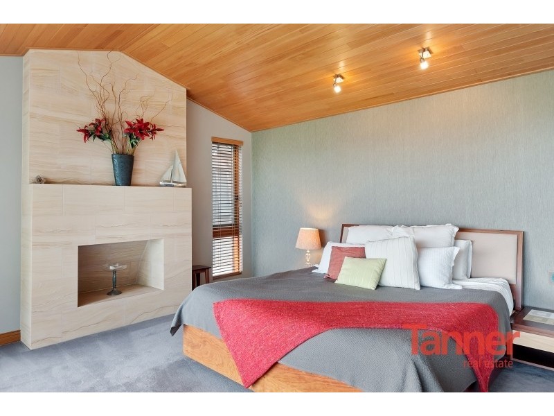 6 Cezanne Court, Torrens Park SA 5062