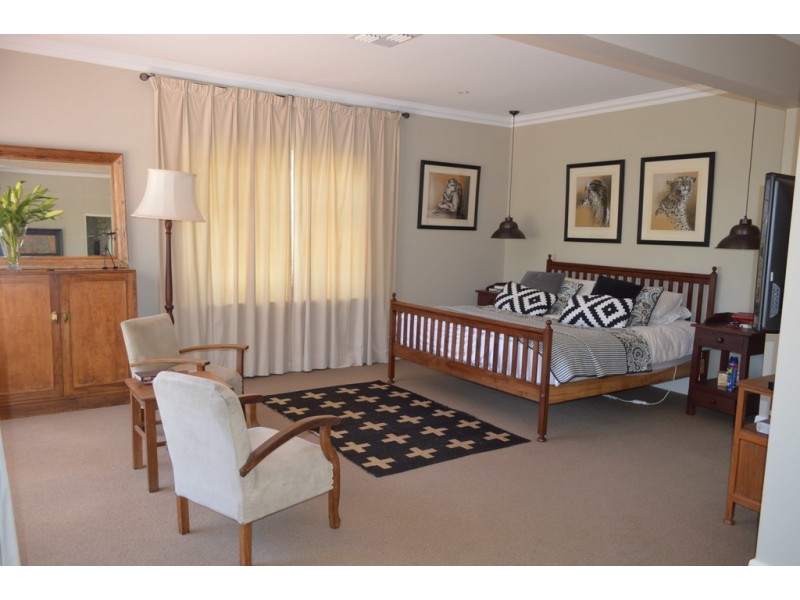 20 Clearview Ave, Belair SA 5052