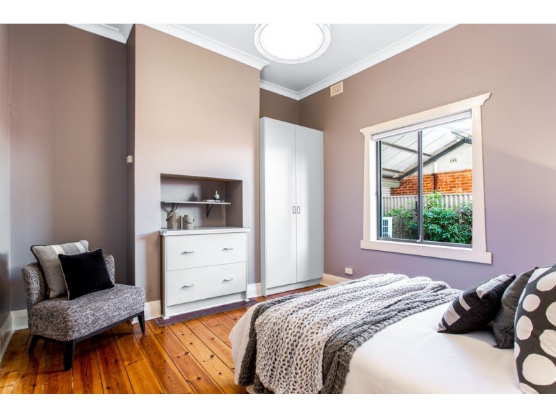 4 Crozier Avenue, Daw Park SA 5041