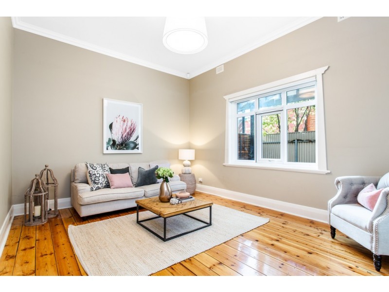 4 Crozier Avenue, Daw Park SA 5041