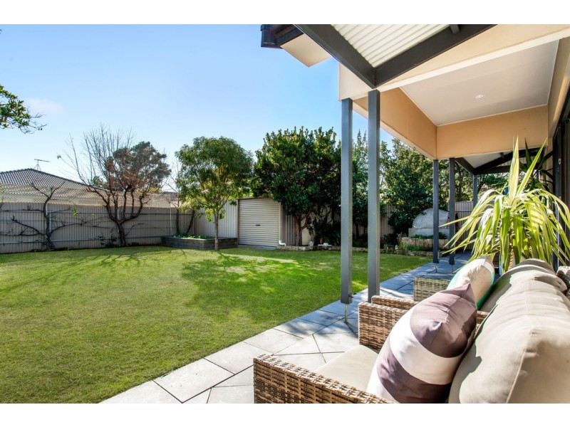 4 Crozier Avenue, Daw Park SA 5041