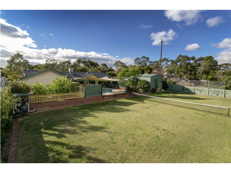 1 Banksia Crescent, Belair SA 5052