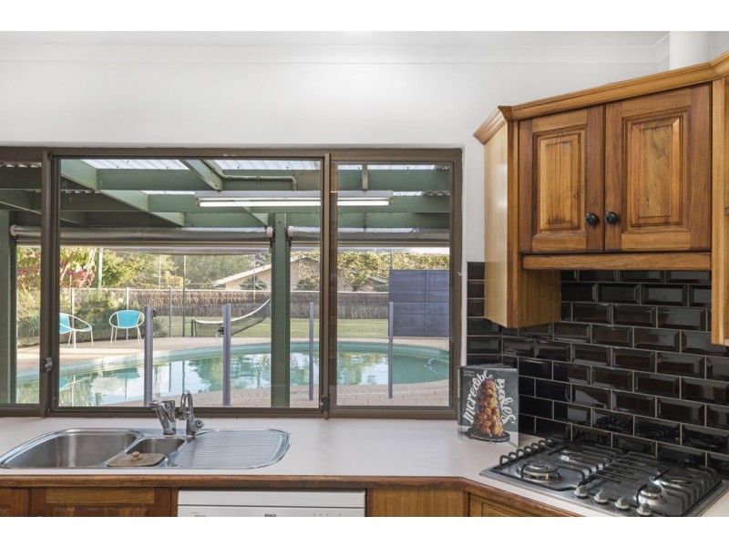 1 Banksia Crescent, Belair SA 5052