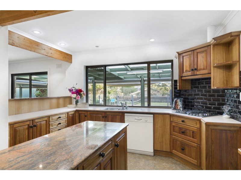 1 Banksia Crescent, Belair SA 5052