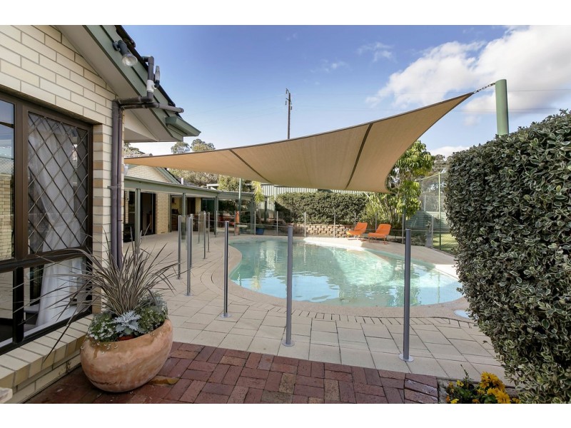 1 Banksia Crescent, Belair SA 5052
