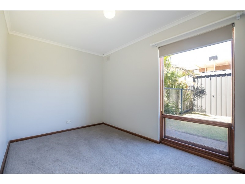 16 Genesta Street, Hallett Cove SA 5158