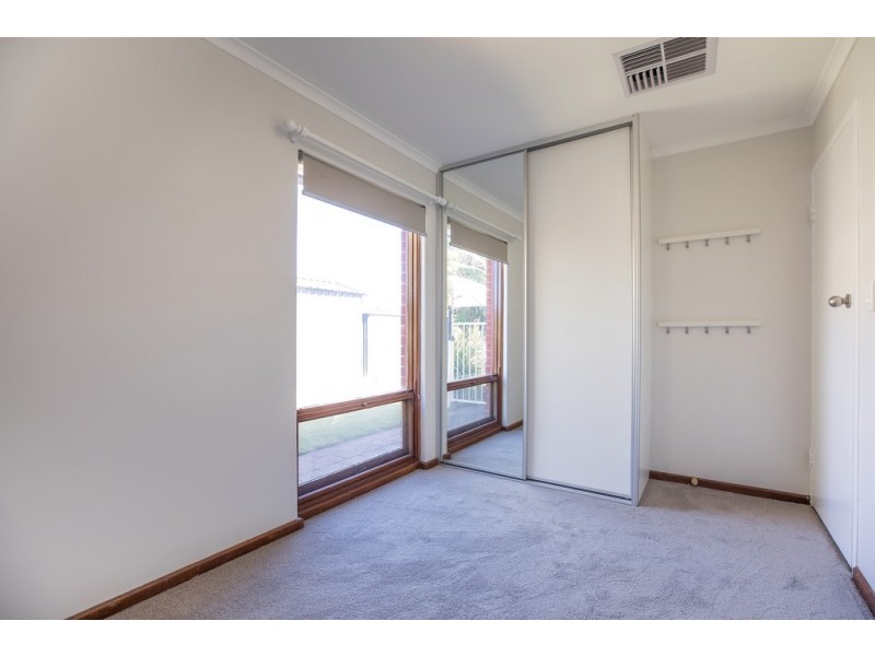 16 Genesta Street, Hallett Cove SA 5158