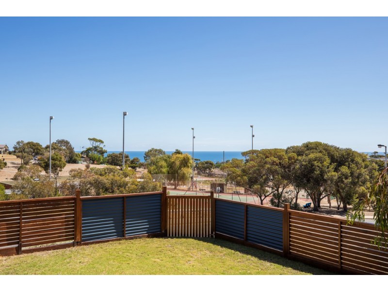 16 Genesta Street, Hallett Cove SA 5158