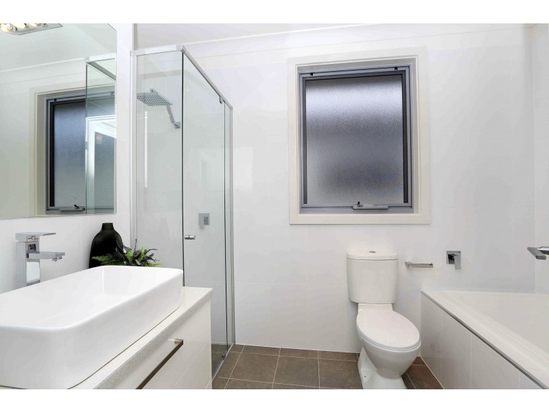 33 Andrea Ave, Newton SA 5074