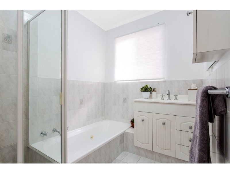 20 Dundee Road, Modbury SA 5092