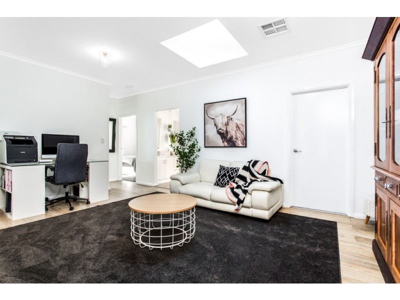 1 Marina Ave, Belair SA 5052