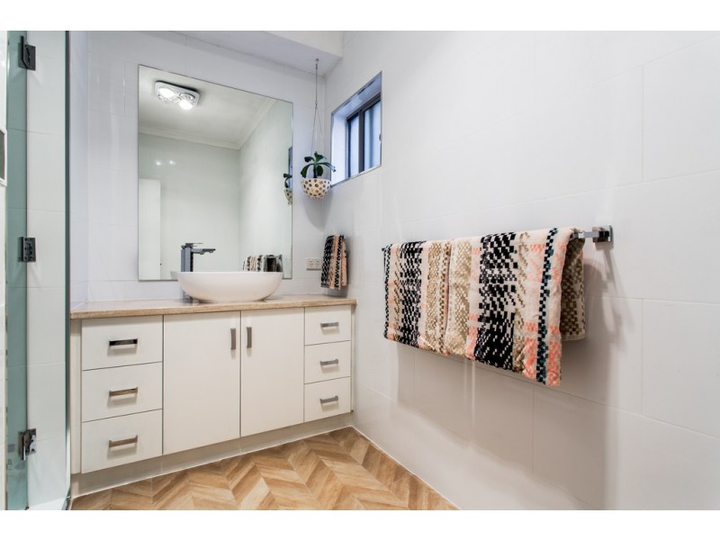 1 Marina Ave, Belair SA 5052