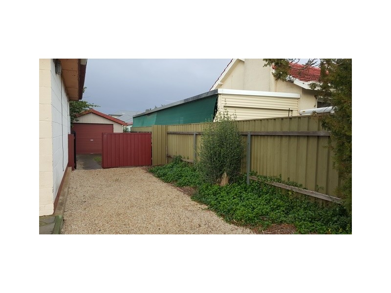 8 Paterson Cres, Morphettville SA 5043