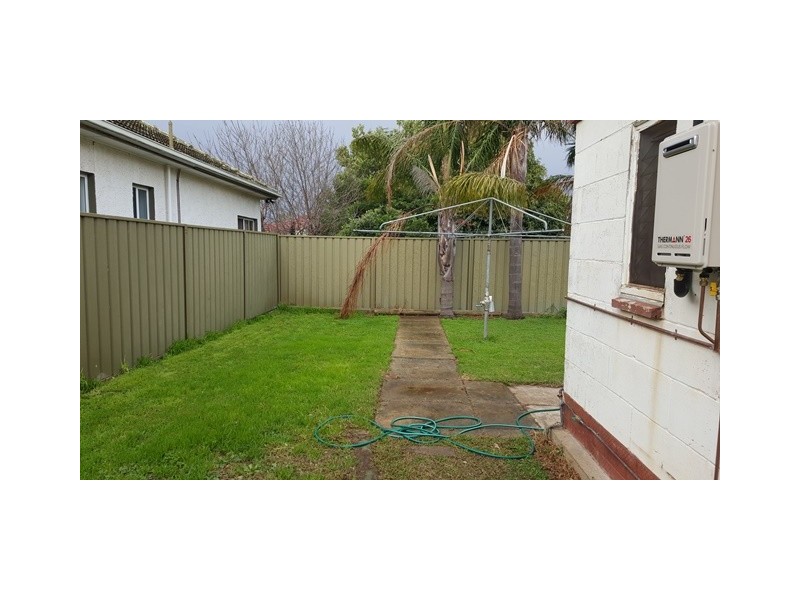 8 Paterson Cres, Morphettville SA 5043