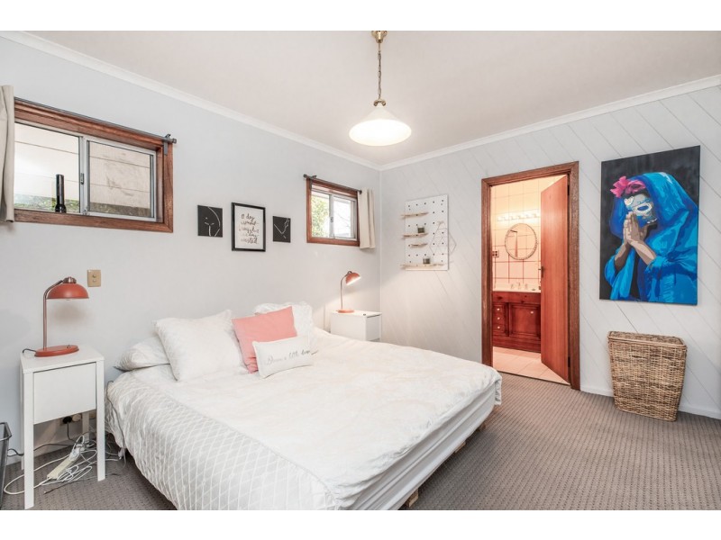 25 Alexandrina Road, Mount Barker SA 5251