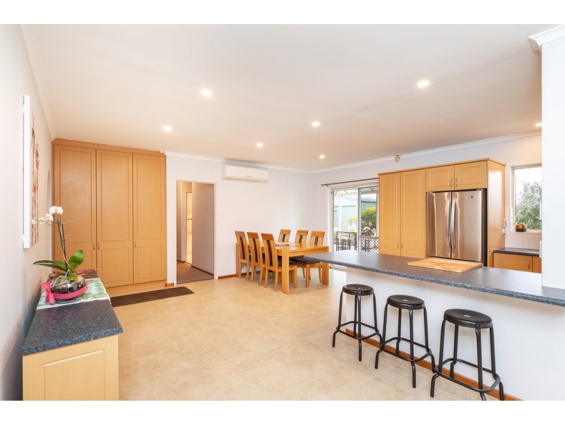 25 Alexandrina Road, Mount Barker SA 5251