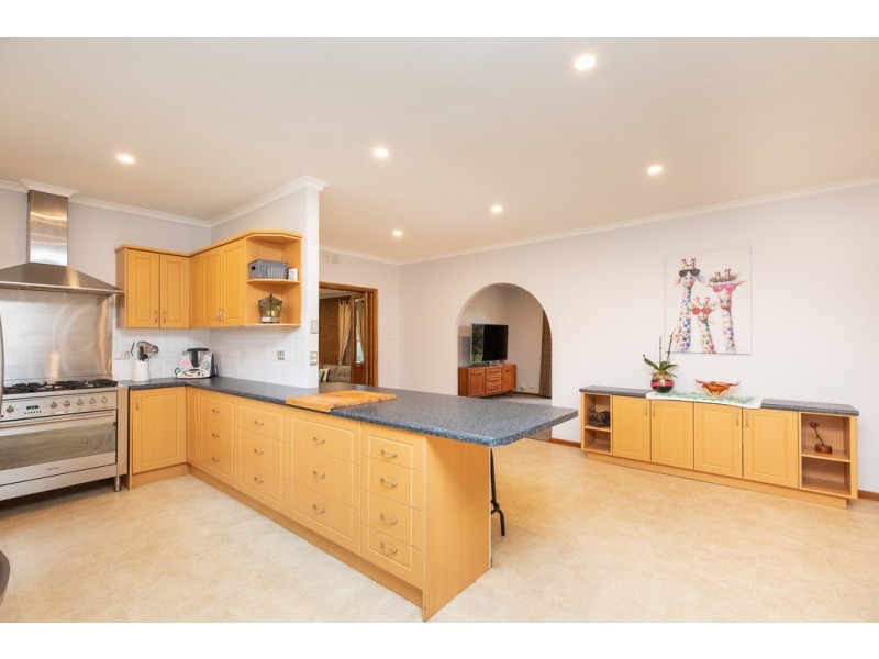 25 Alexandrina Road, Mount Barker SA 5251