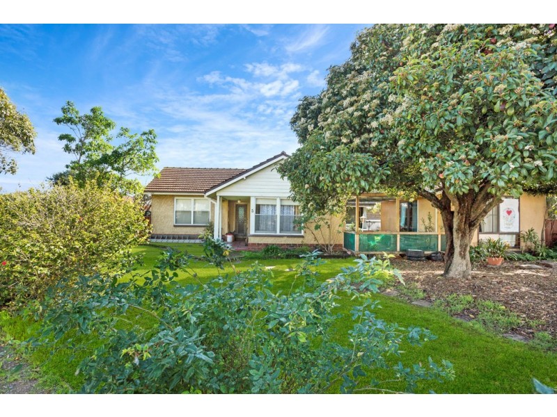 5 Edwards Avenue, Park Holme SA 5043
