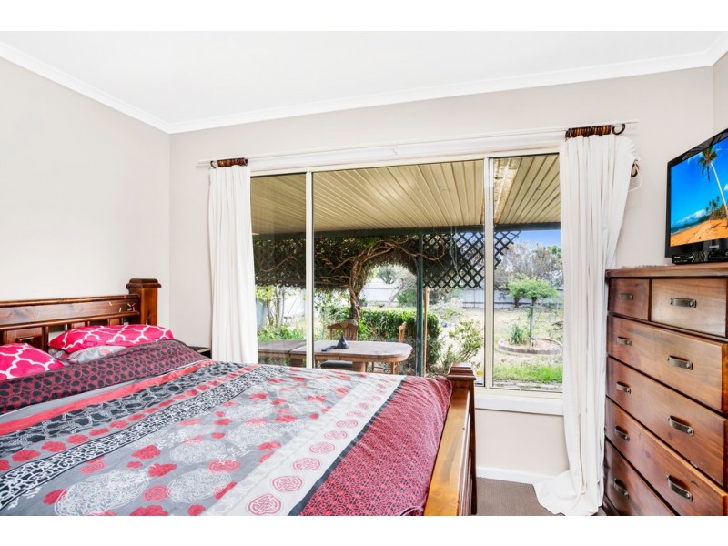 14 Marnhull Street, Elizabeth Grove SA 5112