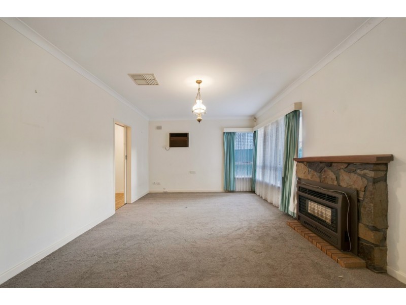 26 Vista Avenue, Valley View SA 5093