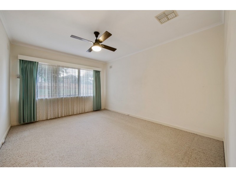 26 Vista Avenue, Valley View SA 5093