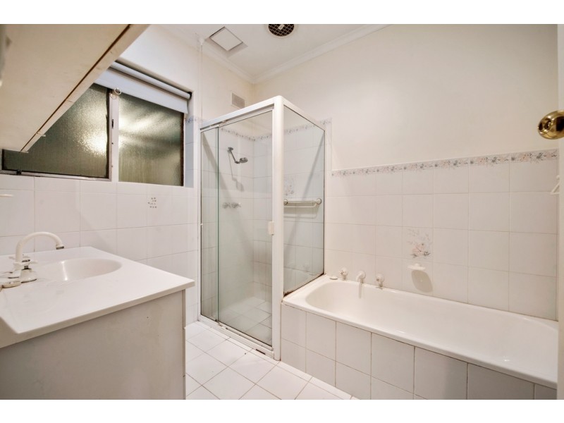 26 Vista Avenue, Valley View SA 5093