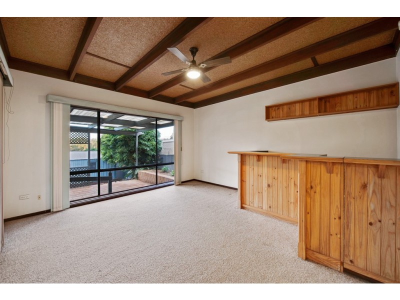 26 Vista Avenue, Valley View SA 5093