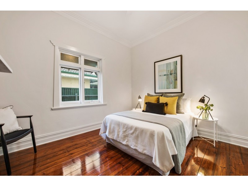 6 Crozier Ave, Daw Park SA 5041