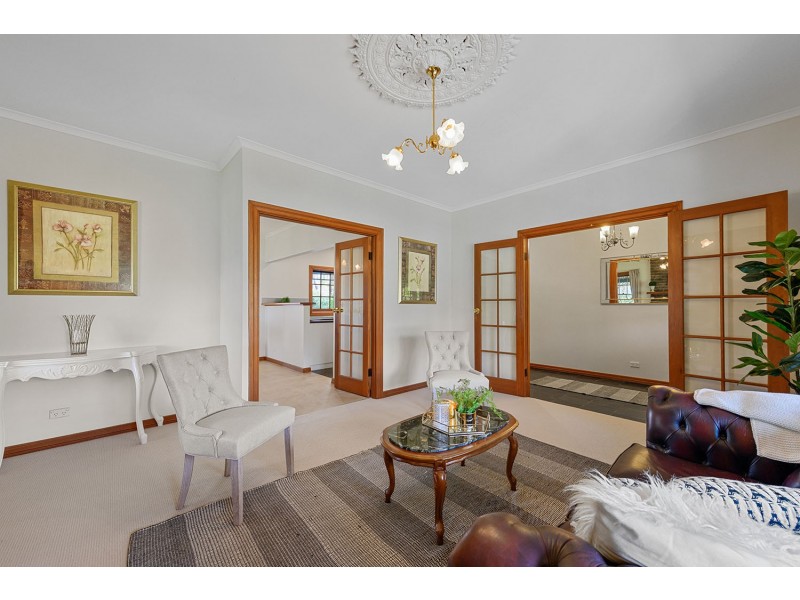 4 Windarra Court, Belair SA 5052