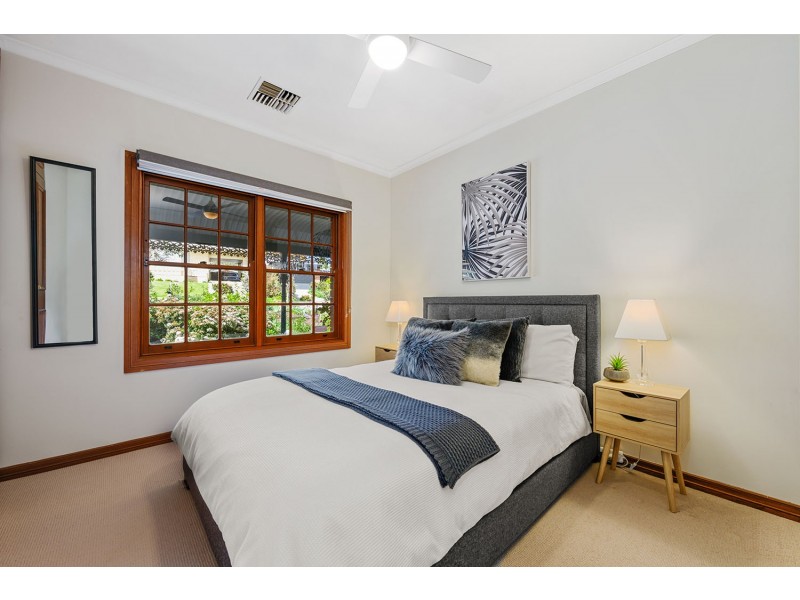 4 Windarra Court, Belair SA 5052