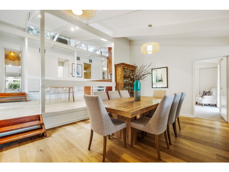 10 Wyndham Drive, Coromandel Valley SA 5051