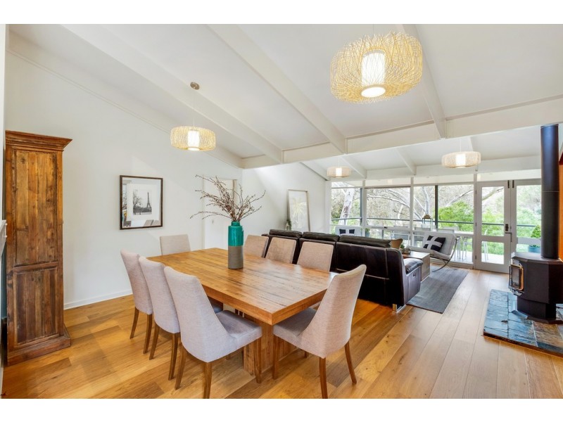 10 Wyndham Drive, Coromandel Valley SA 5051