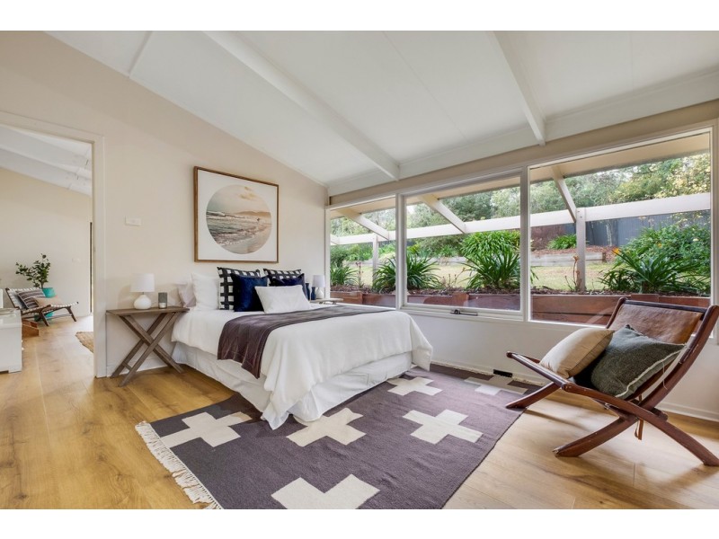 10 Wyndham Drive, Coromandel Valley SA 5051