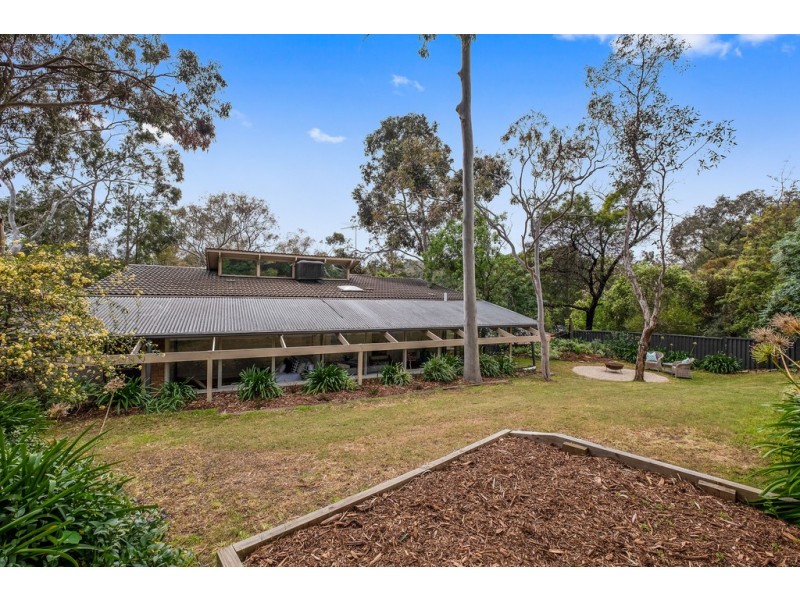 10 Wyndham Drive, Coromandel Valley SA 5051