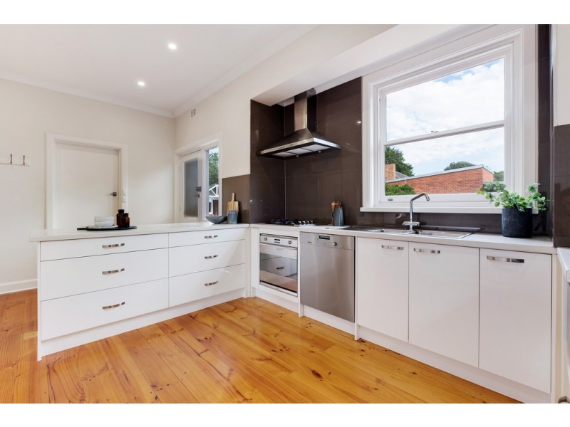 66 Caulfield Ave, Cumberland Park SA 5041