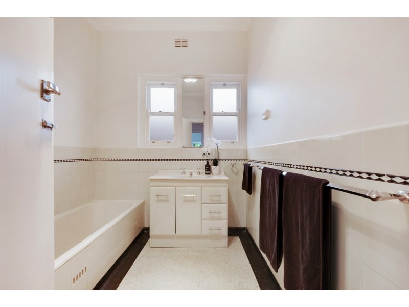 66 Caulfield Ave, Cumberland Park SA 5041