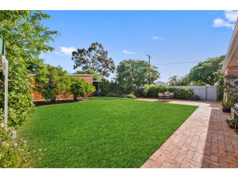 66 Caulfield Ave, Cumberland Park SA 5041