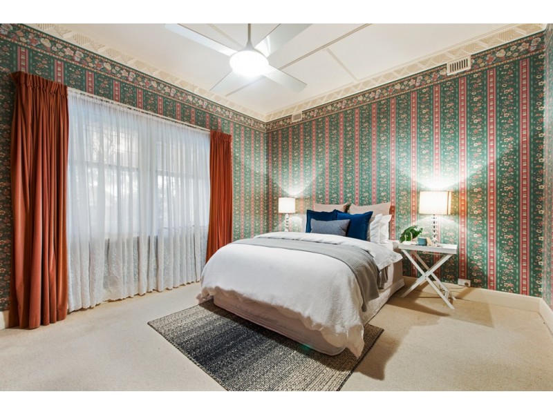 1 Kyeema Ave, Cumberland Park SA 5041