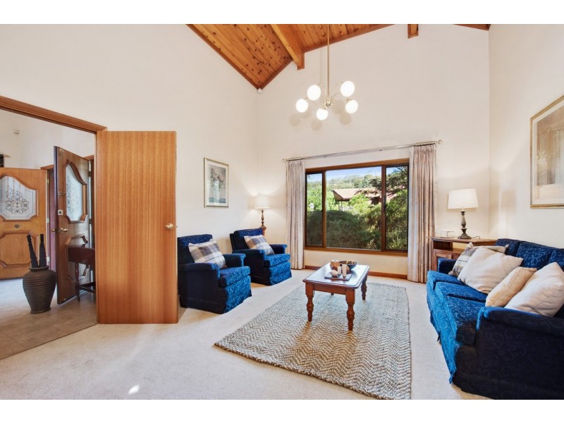 9 Kimba Grove, Pasadena SA 5042