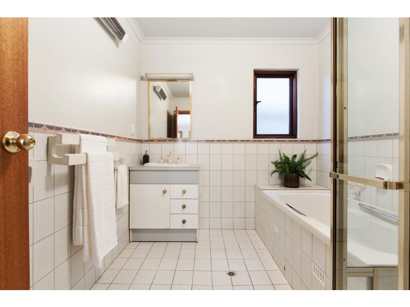 9 Kimba Grove, Pasadena SA 5042